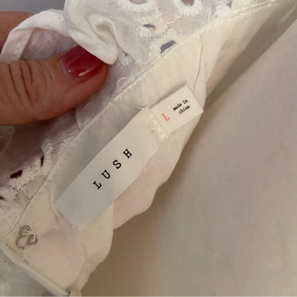 Lush ROMANTIC WHITE RUFFLE EYELET DRESS Size L White Spring Summer Feminine Airy - Picture 13 of 14